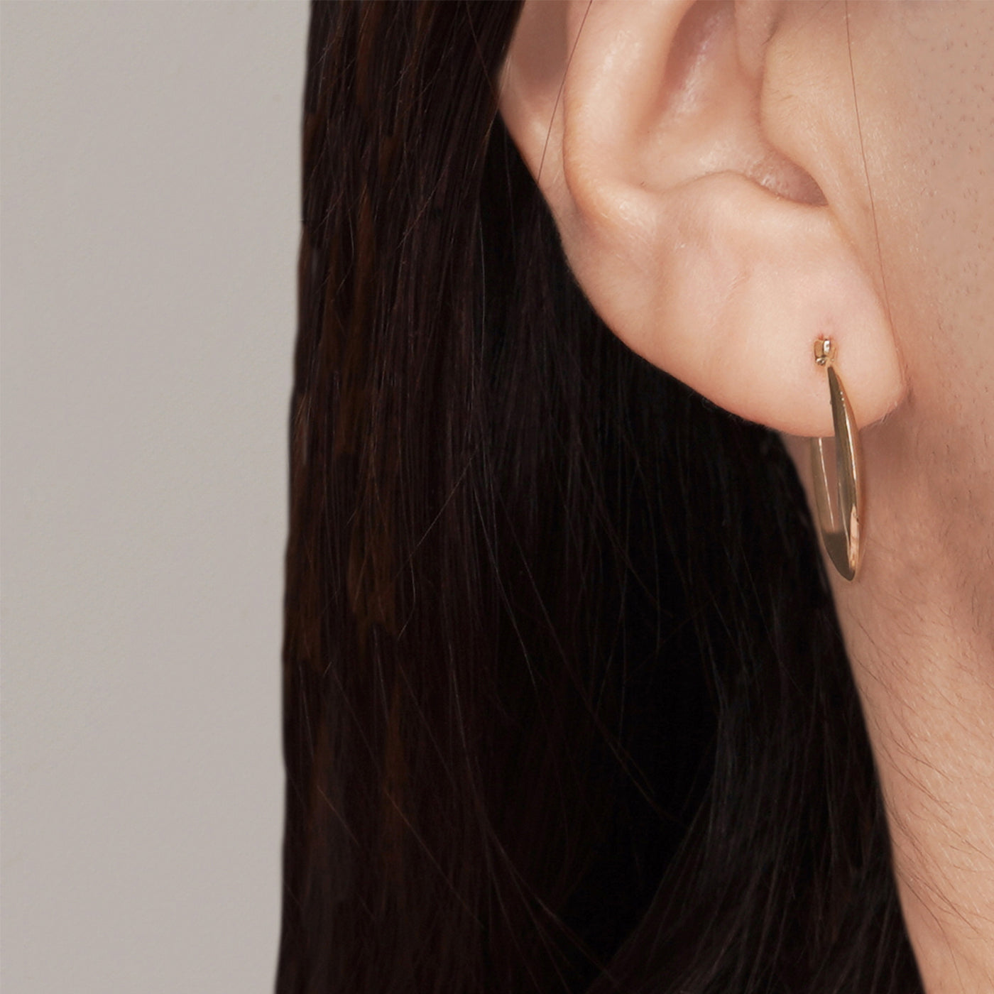 10K Gold High Polish Geometric Round Hoop Earrings