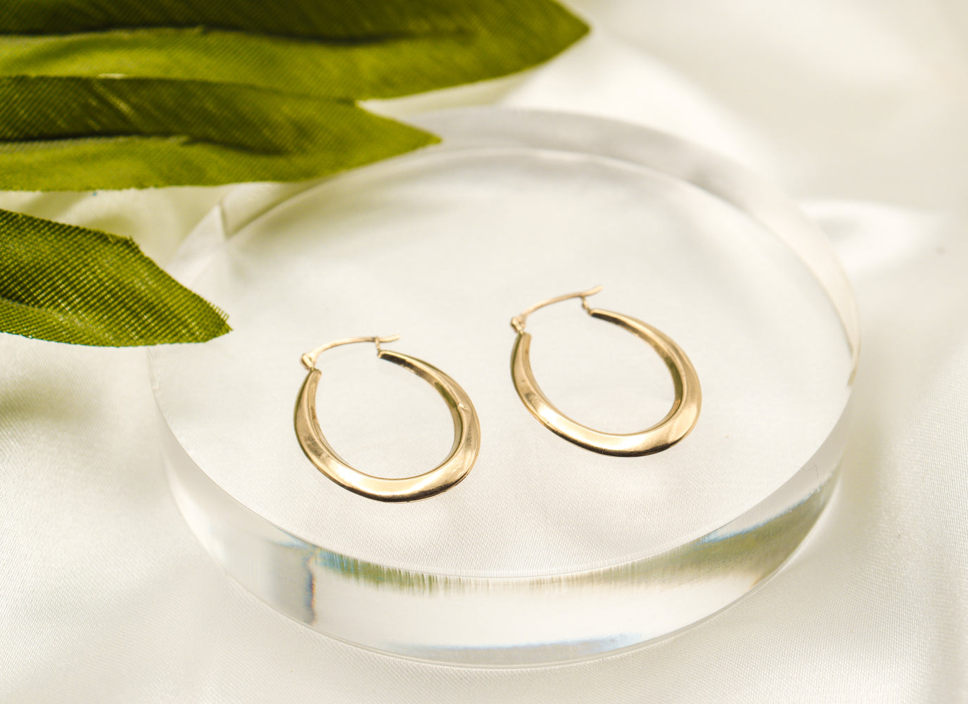 14K Gold Large Oval Hoop Earrings