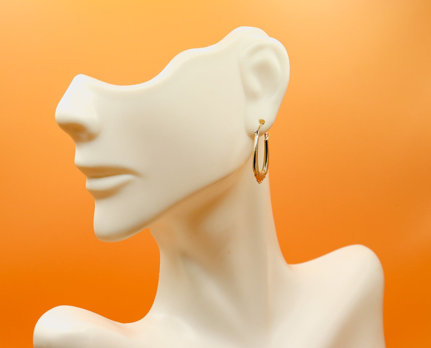 14K Gold Oval Twist Hoop Earrings