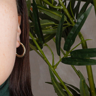 14K Gold Oval Hoop Earrings