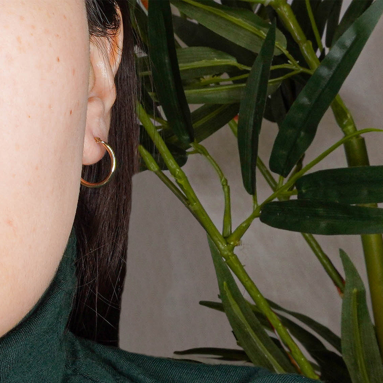 Solid Gold High Polish Hoop Earrings