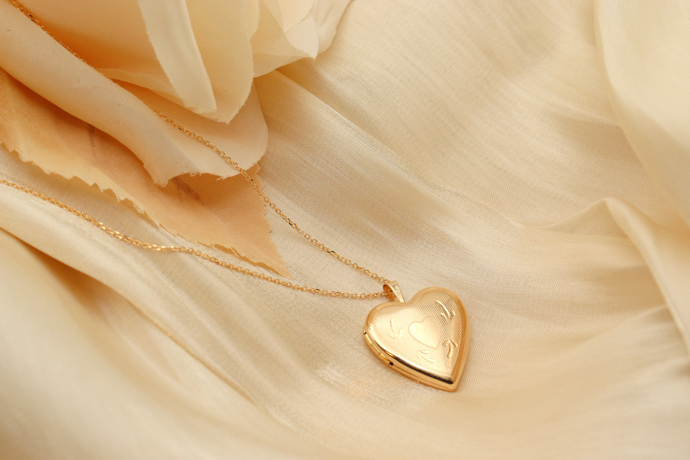 14K Gold Heart Forever Locket