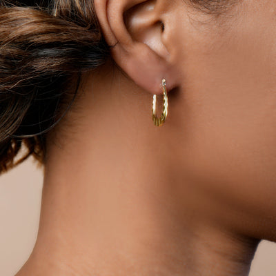 14K GOLD OVAL DC HAMMERED HOOP EARRINGS