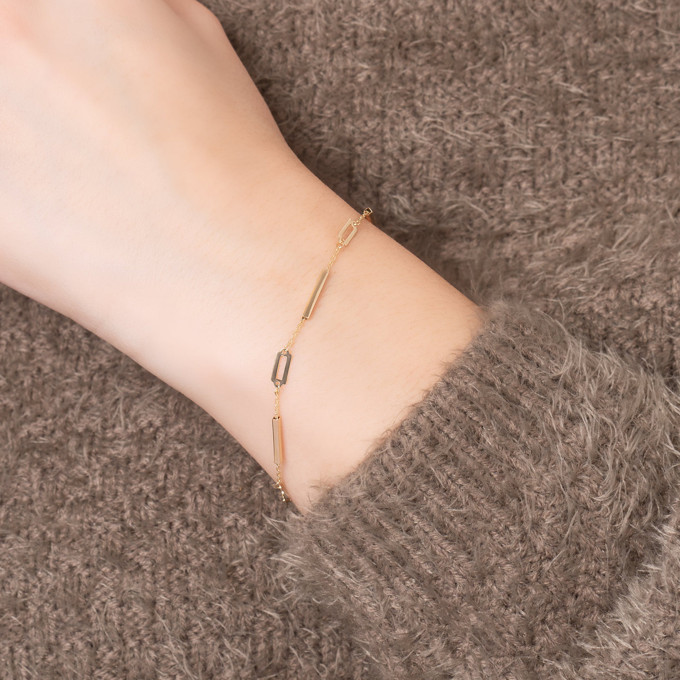 14K Solid Gold Alternating Bar And Rectangular Paper Clip Bracelet