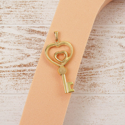 14K Gold Cute Heart Shape Key Pendant